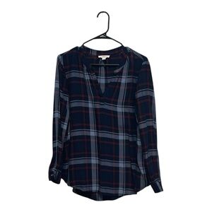 Beachlunchlounge Navy and Red Plaid V-Neck Long Sleeve Top Size Medium